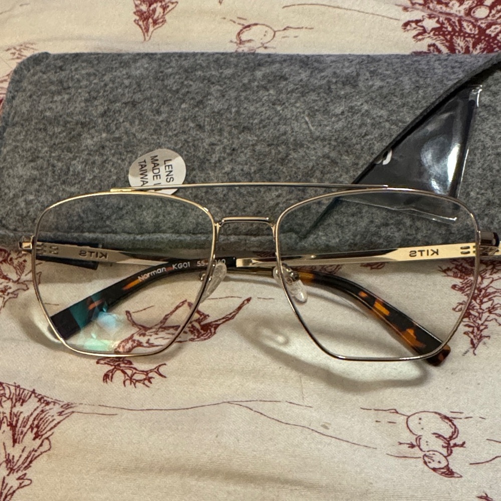 Kits Gold and Tortoise Women's reading Glasses 1.50 strength new